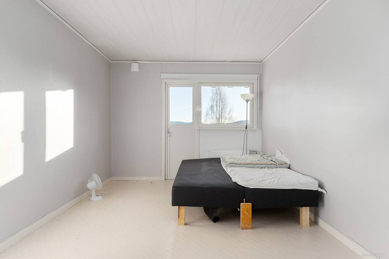 6 rum Villa på Hammarforsen 108 A+B Ragunda kommun - bild 9