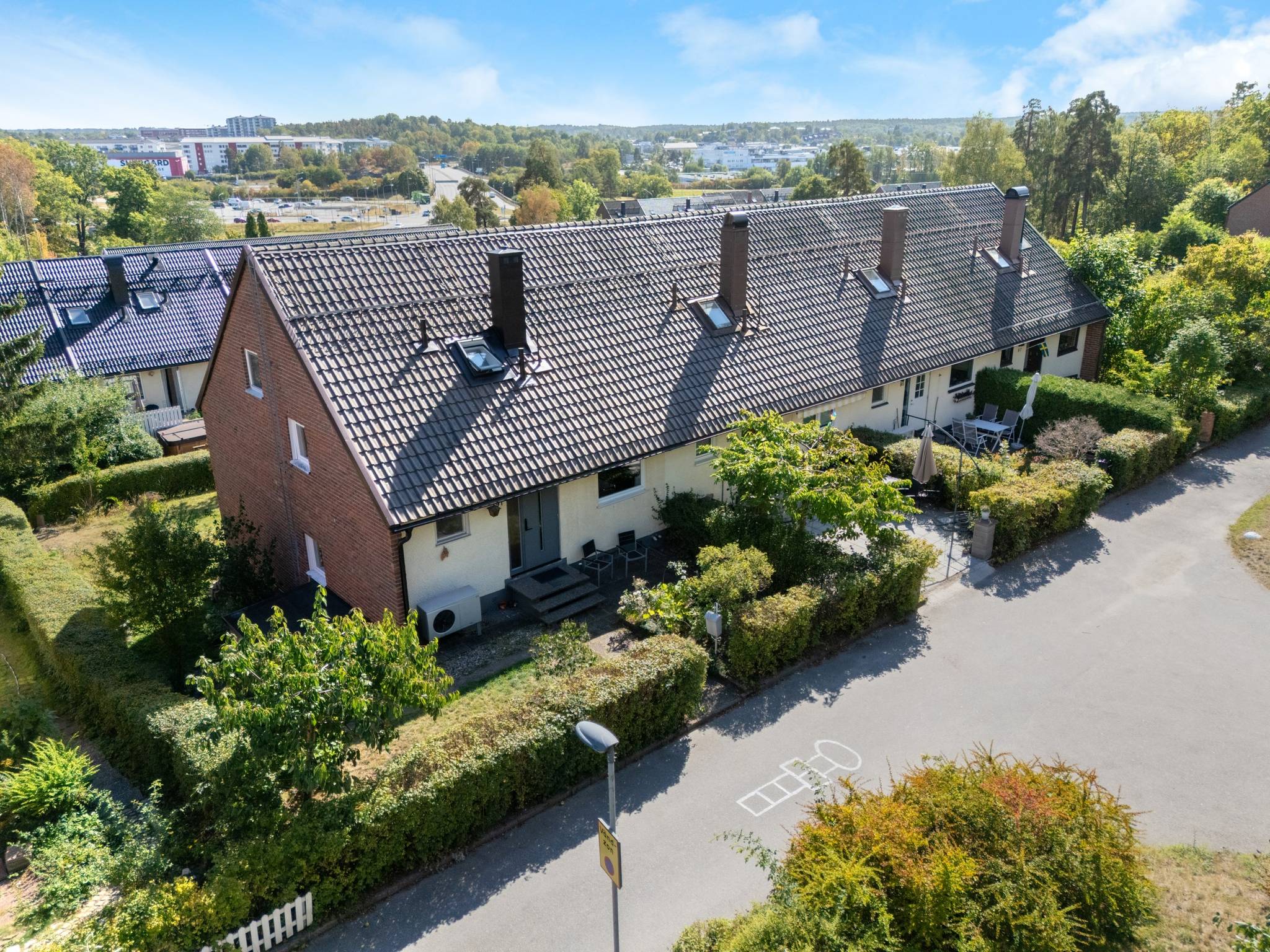 6 rum radhus på Bredängsvägen 91 Bredäng - Mälarhöjden, Stockholms kommun - bild 2