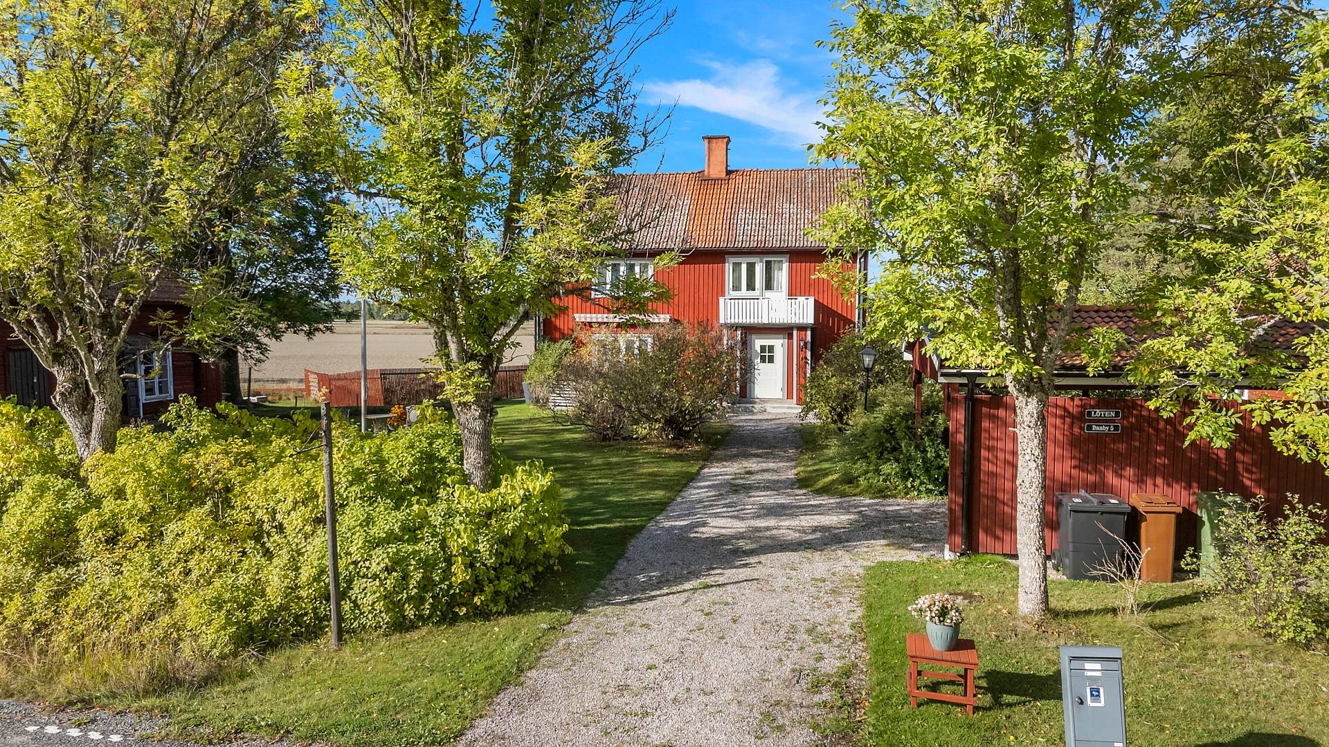 Danby 5, Himmeta, Köpings kommun