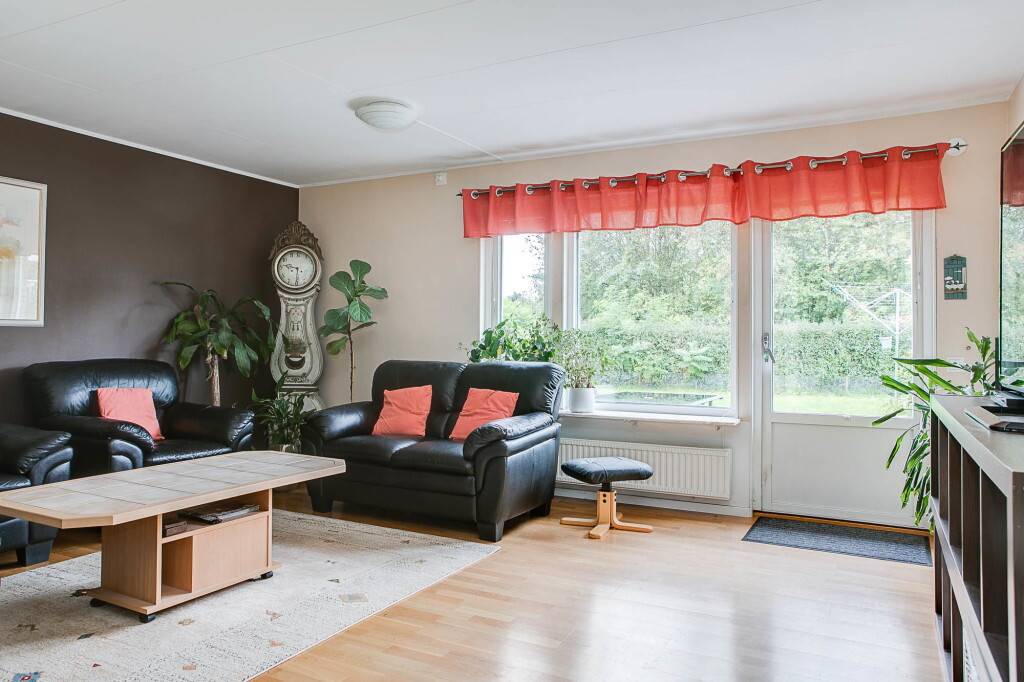 2 rum Par-/kedje-/radhus på Gråsparvsgatan 5 Billesholm Bjuvs kommun - bild 4
