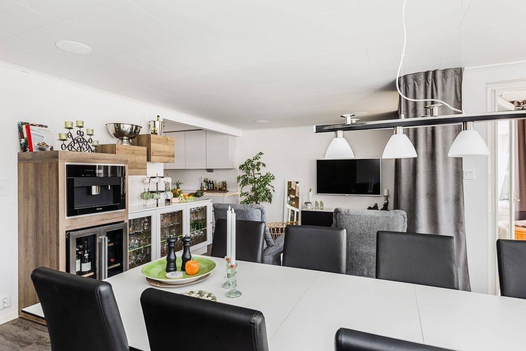 4 rum Par-/kedje-/radhus på Ekebovägen 8D Johannedal Sundsvalls kommun - bild 9