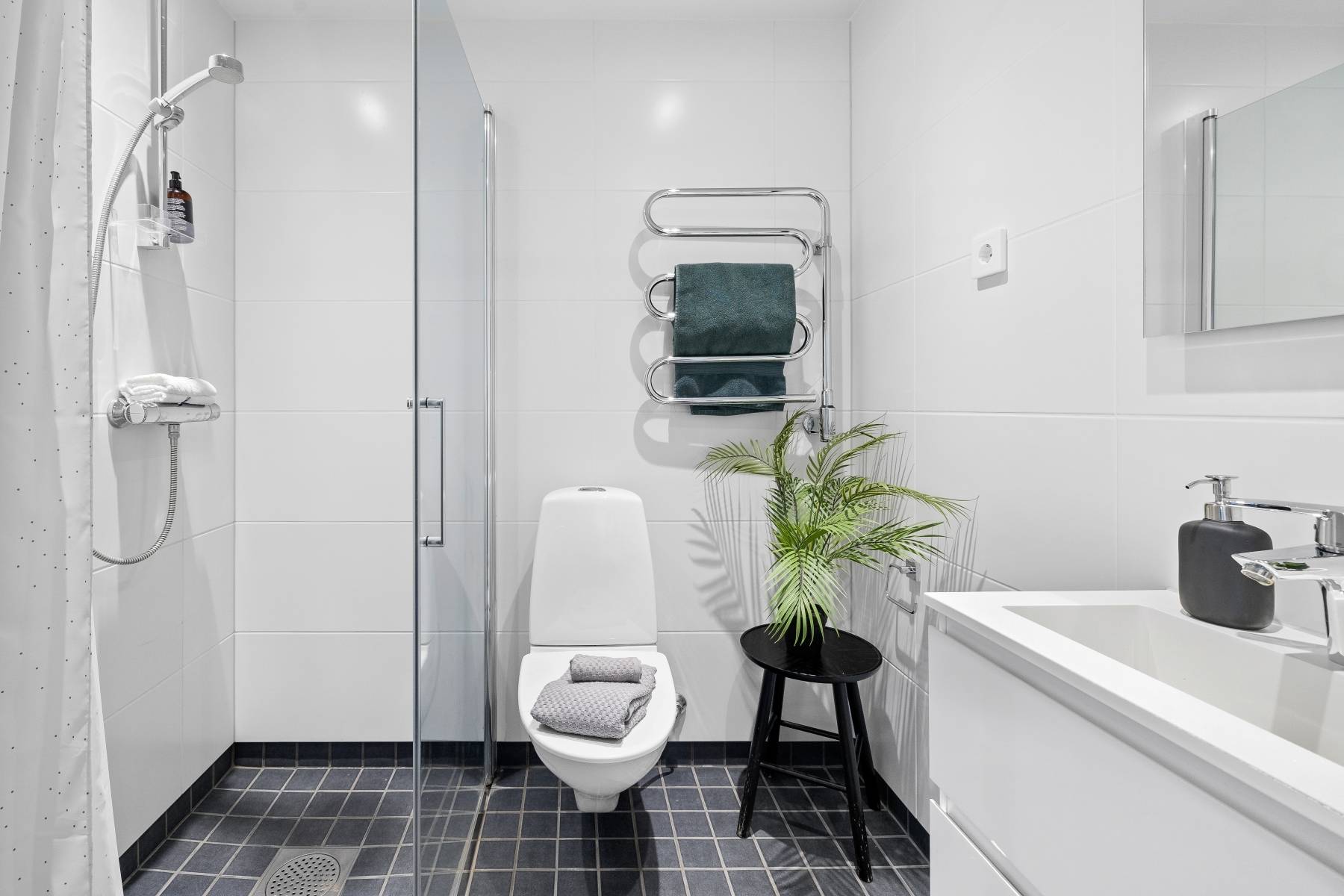 4 rum Radhus på Silverskattsvägen 73 Täljöviken Österåkers kommun - bild 18