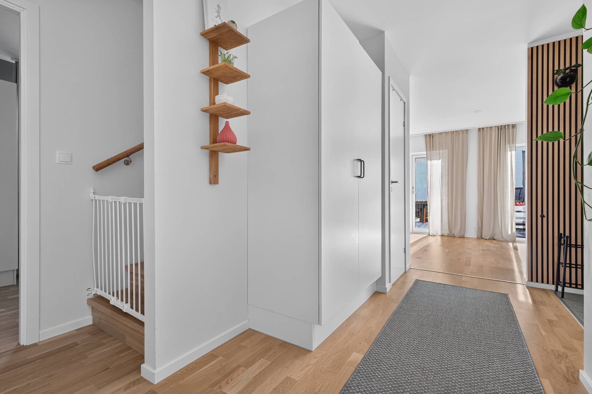 7 rum Villa på Hälleborgsgatan 10A Knivsta Knivsta kommun - bild 37