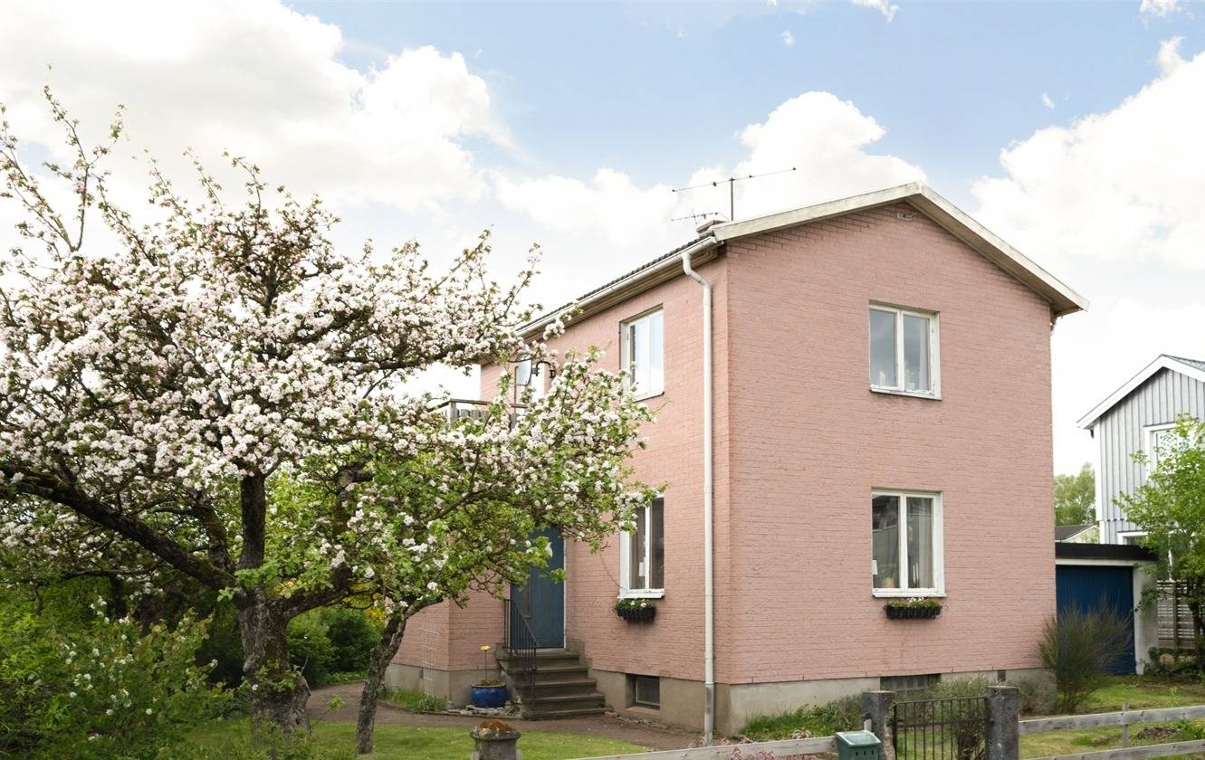 4 rum Villa på Engelbrektsgatan 1 Centralt - Öster Halmstads kommun - bild 2
