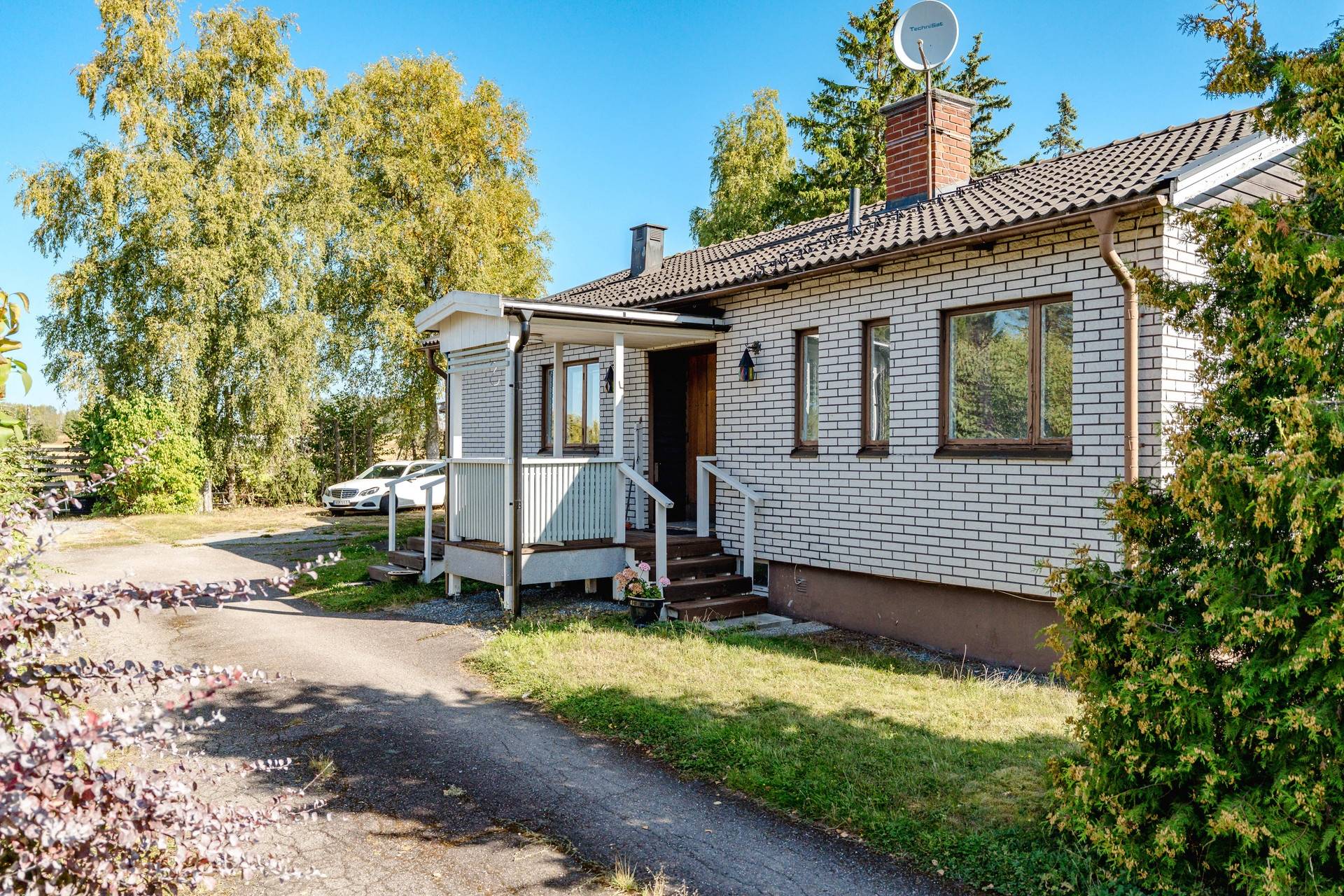 4 rum villa på Björkebovägen 5 Skolsta, Enköpings kommun - bild 1