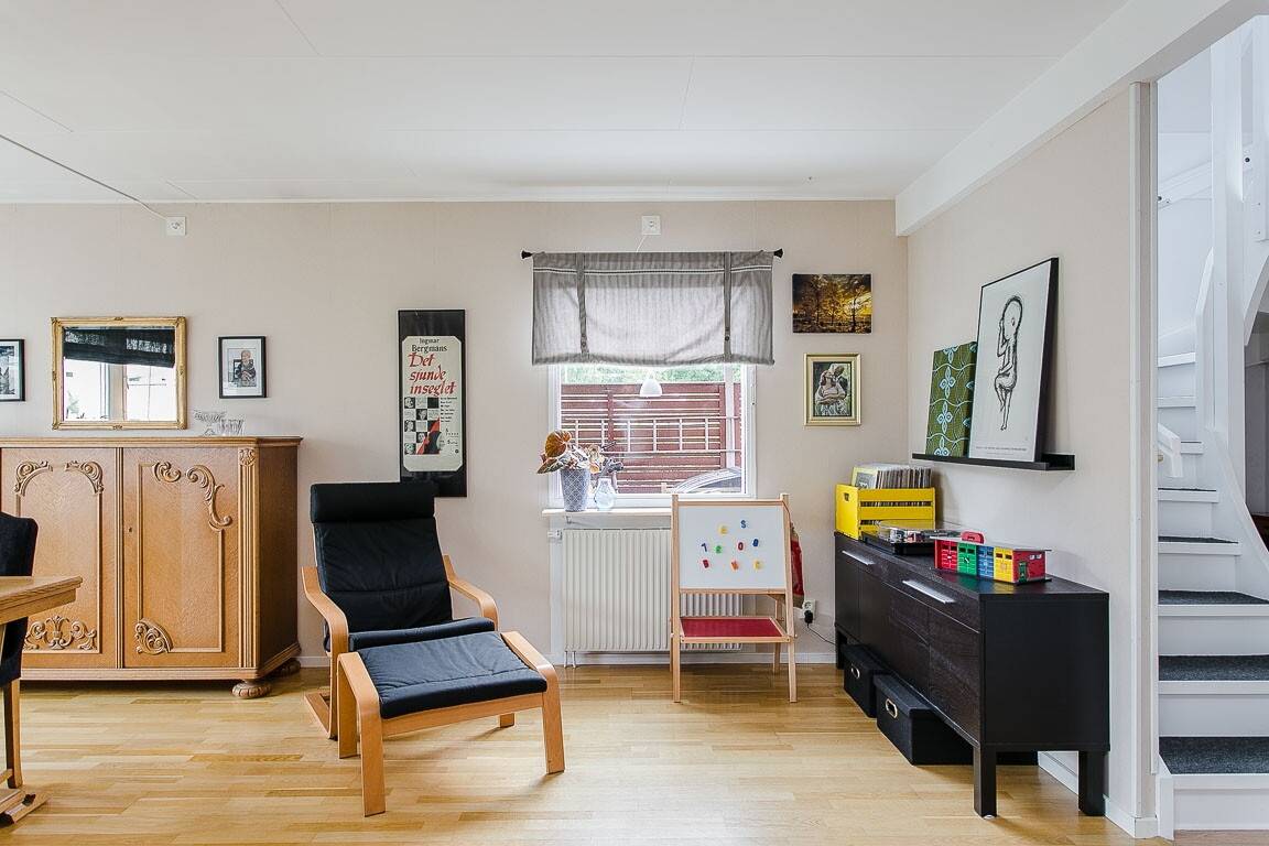 5 rum Lägenhet på Fröjdegårdsvägen 49 Ulriksdal Lidköpings kommun - bild 16