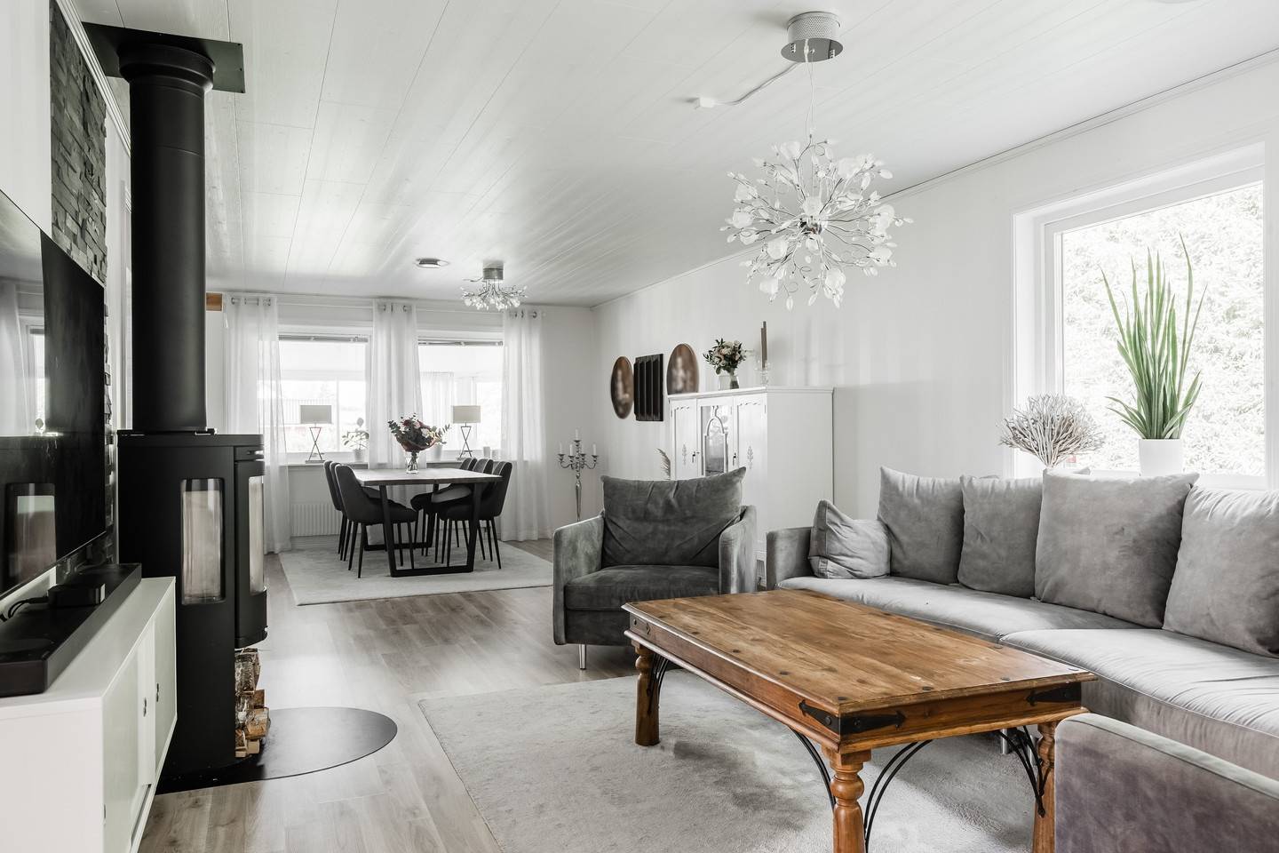 7 rum Villa på Dvärggatan 19 Häggetorp Tibro kommun - bild 8