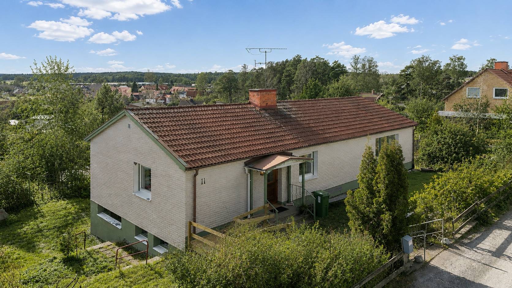 6 rum villa på Skolvägen 11 Hällby, Eskilstuna kommun - bild 1