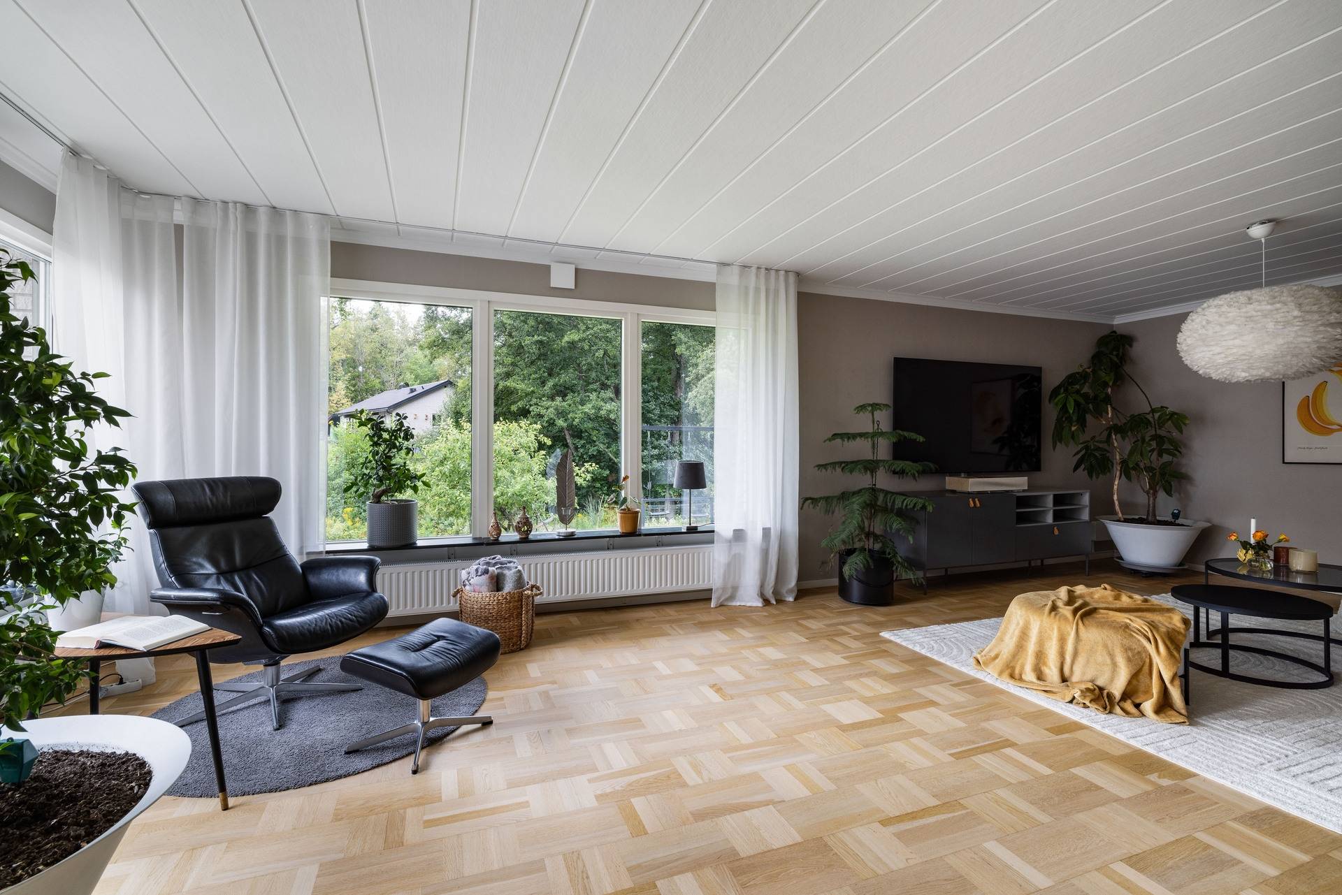 11 rum villa på Kvarnstigen 9 Kvarntorp/ Vega, Haninge kommun - bild 4