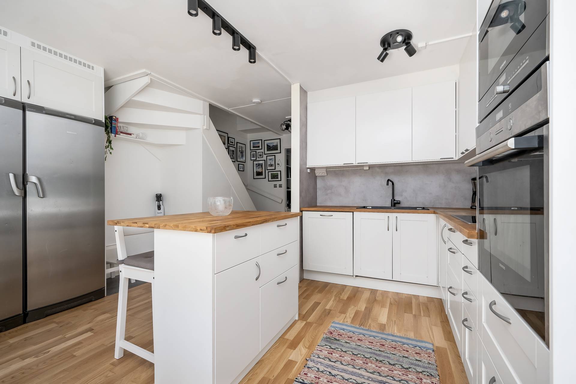 3.5 rum Par-/kedje-/radhus på Kvintettvägen 46 Skogås Huddinge kommun - bild 4