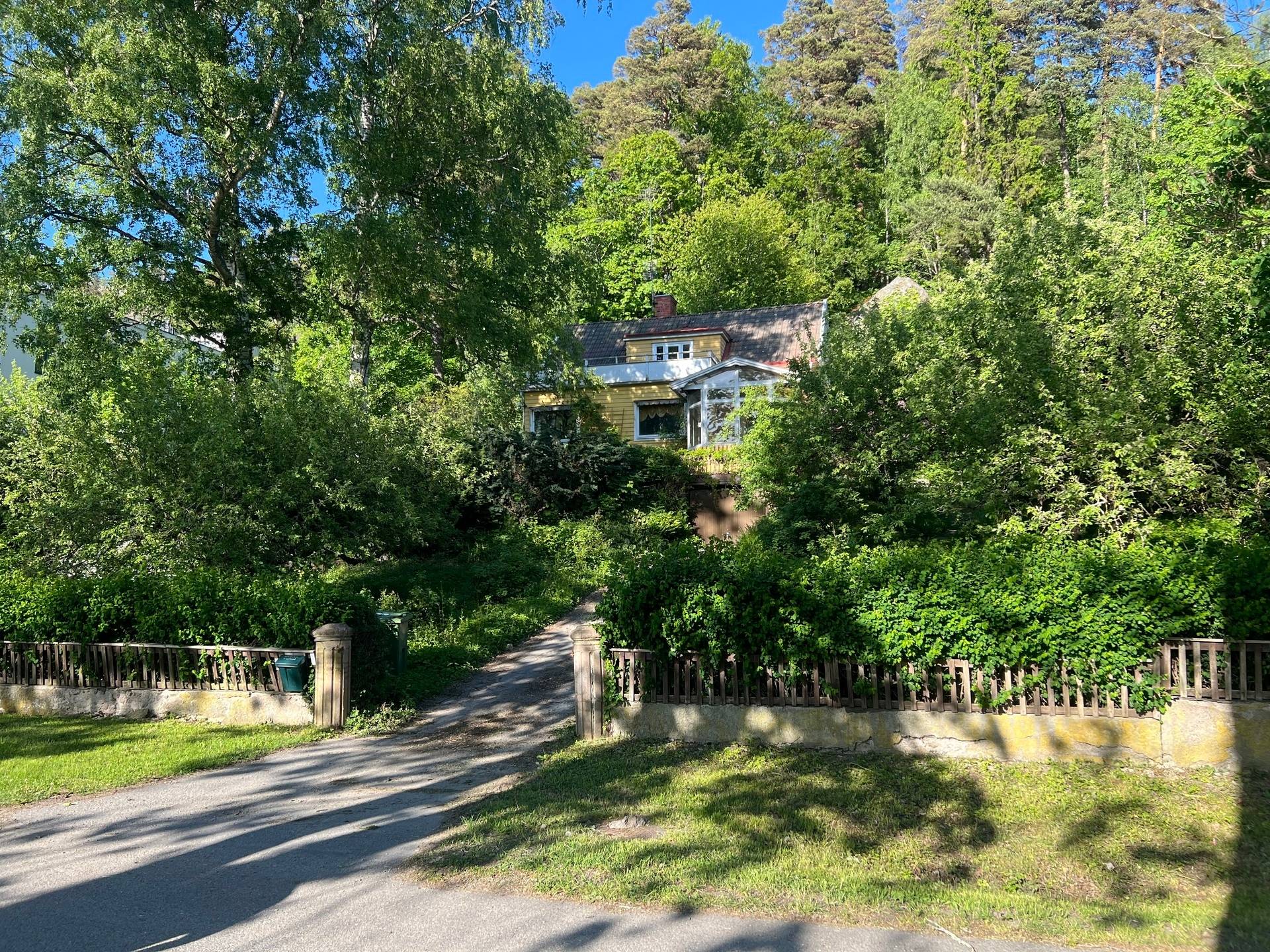 Tomt på Vårby allé 31D Huddinge Huddinge kommun - bild 1