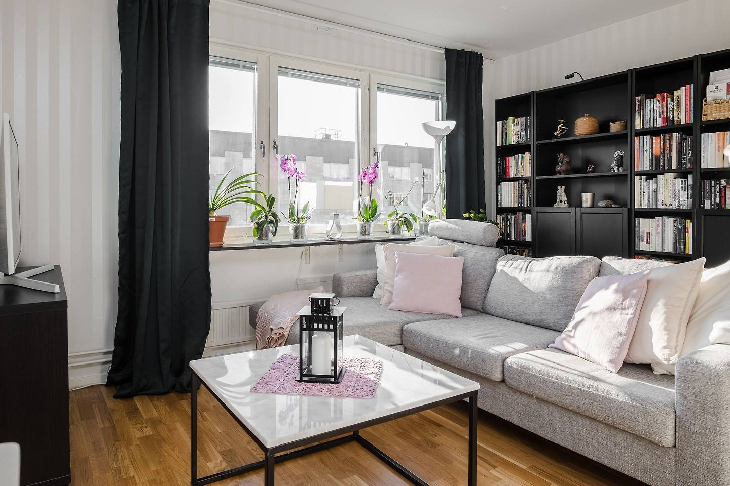 1 rum Lägenhet på Hjelmarsrörsgatan 12A Åttagård Falköpings kommun - bild 6