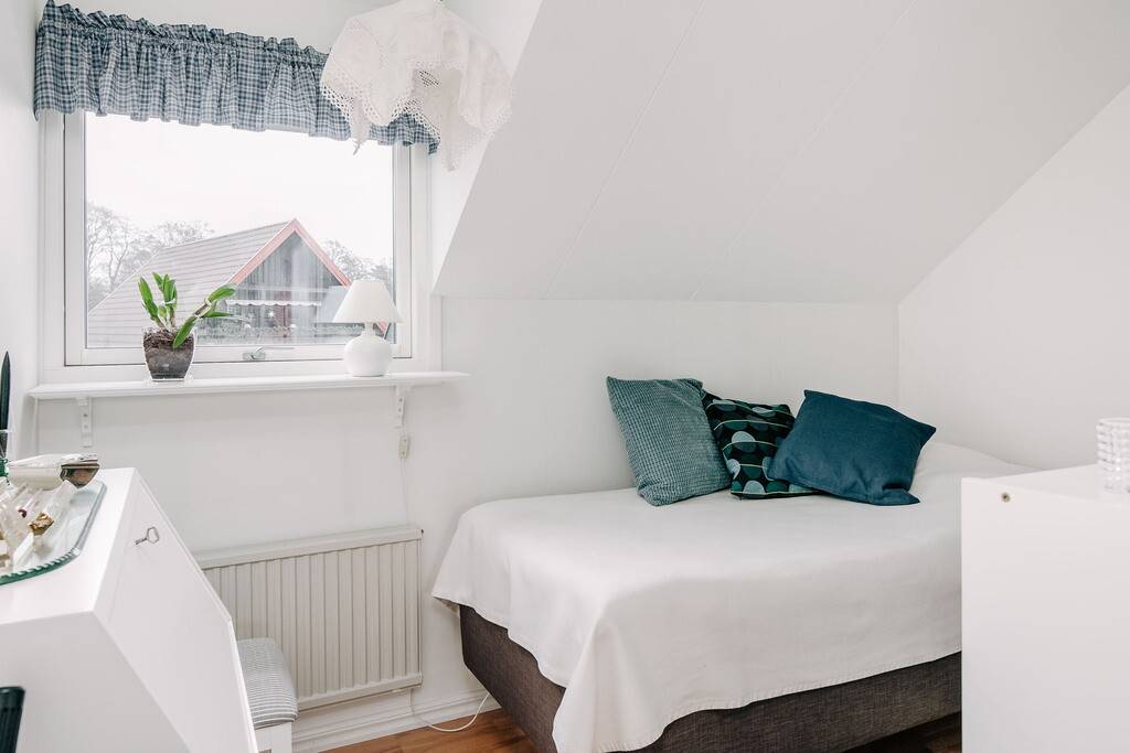 5 rum Parhus på Magdalenagatan 85 Margretelund Lidköpings kommun - bild 24