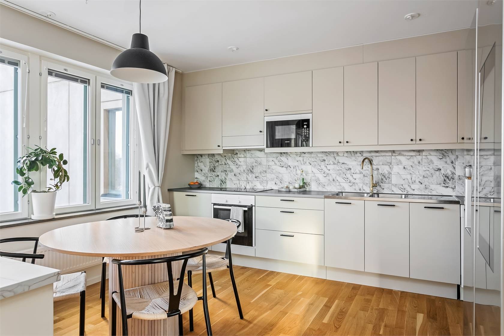 4 rum Lägenhet på Ulvsättragränd 10 Kallhäll Järfälla kommun - bild 8