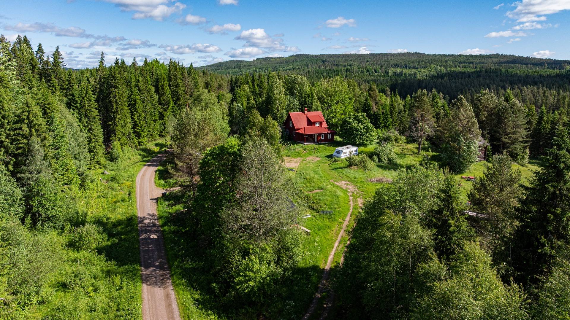 Gård med jordbruk på Timbonäs Sunne kommun - bild 2