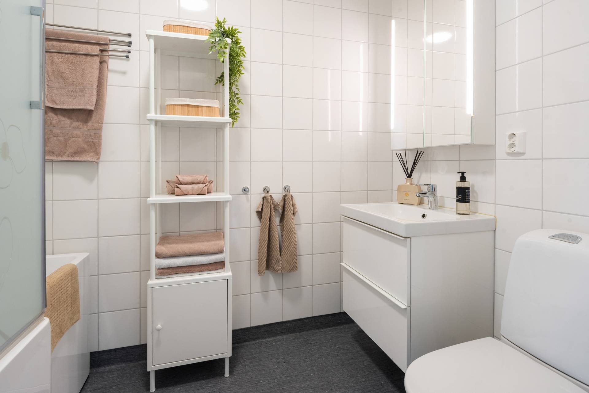 4 rum Radhus på Fältstensvägen 24 Jordbro Haninge kommun - bild 30