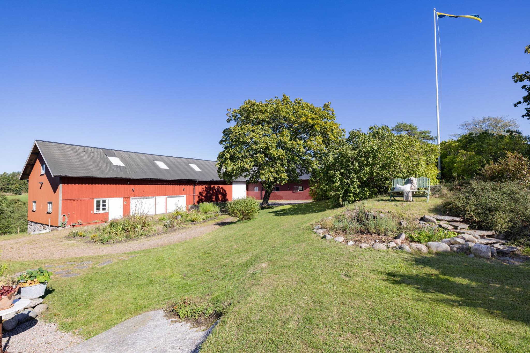 6 rum Gård med jordbruk på Stala-Röra 221 Stala Orust kommun - bild 2