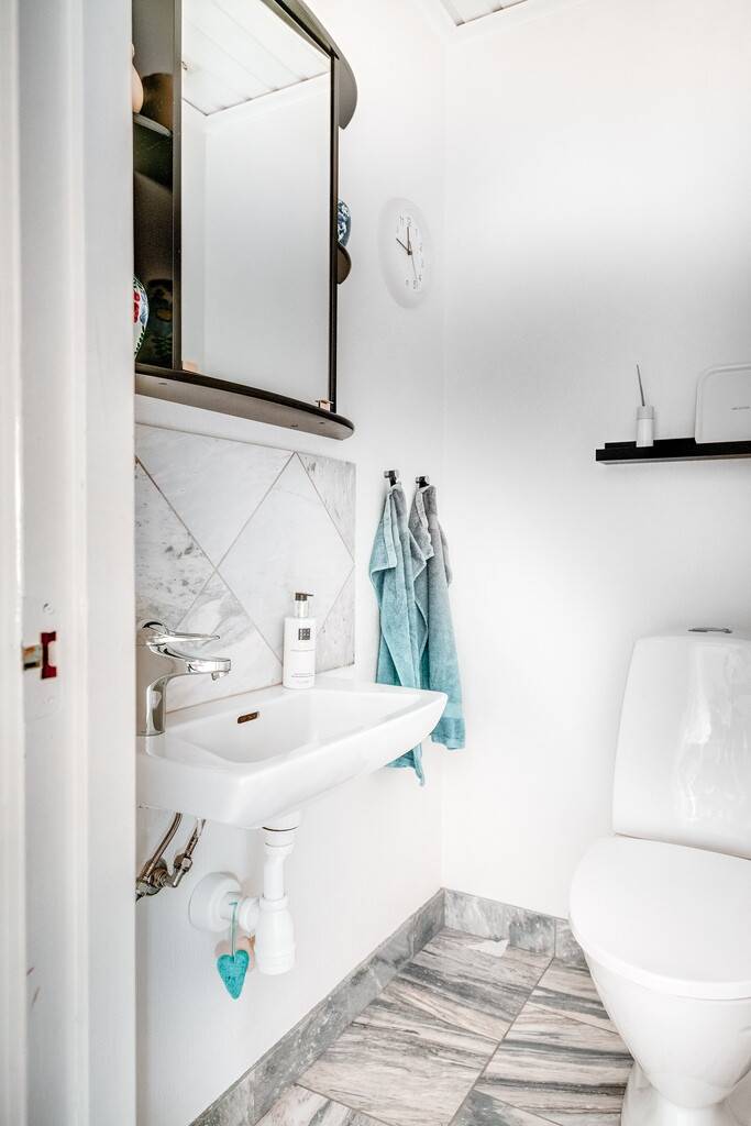 4 rum Villa på Kyrkbåtsgatan 6 Norra Vallby Västerås kommun - bild 43