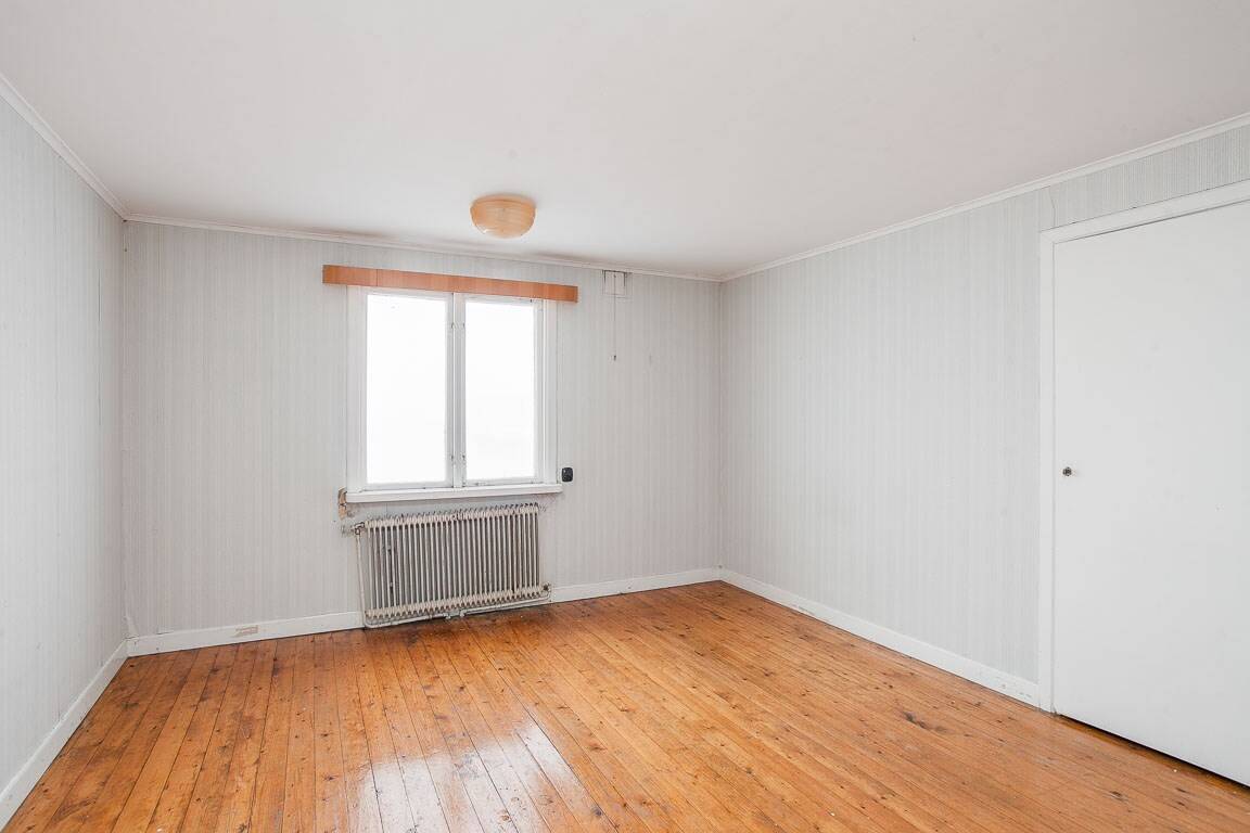12 rum Gård/skog på Öttum Lassegården 4 Hästgård Kvänum Vara kommun - bild 77