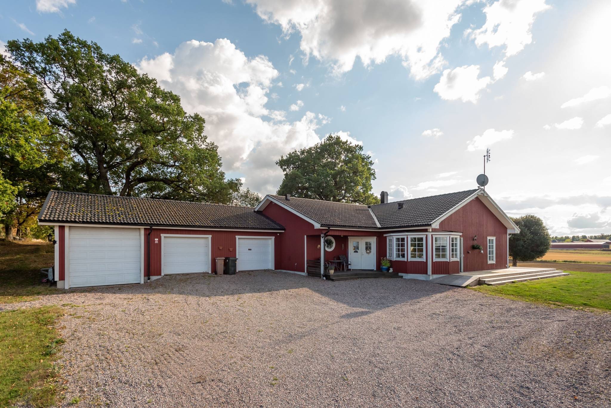 4 rum Villa på Valsta 510 Odensbacken Örebro kommun - bild 2