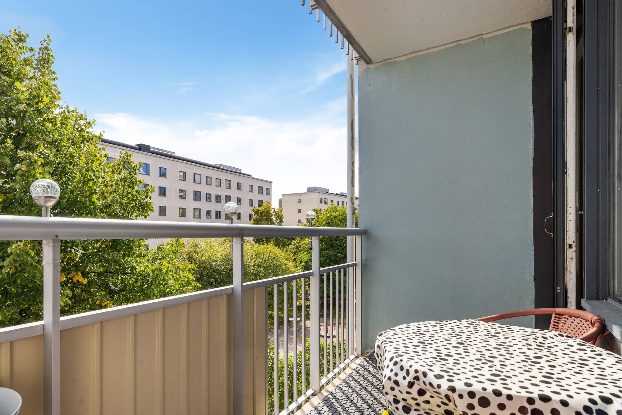4 rum Lägenhet på Äspholmsvägen 49, 3tr Skärholmen Stockholms kommun - bild 11