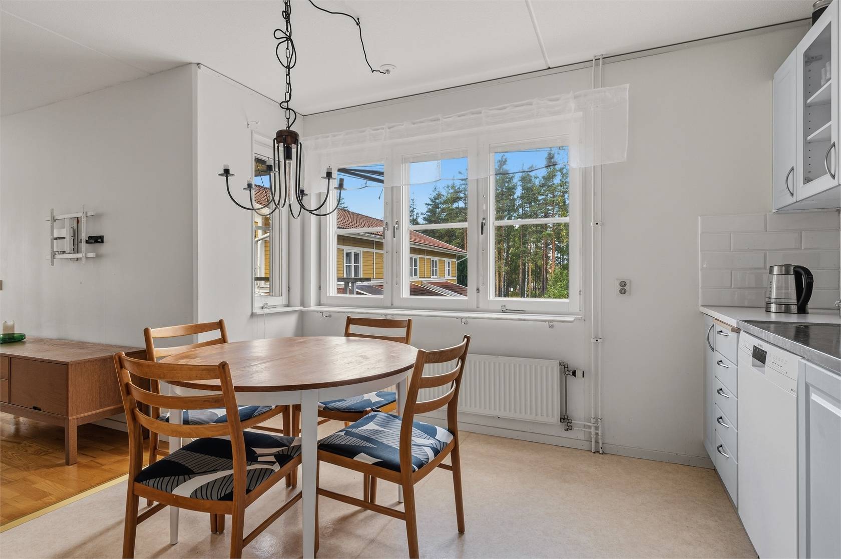 3 rum Lägenhet på Västgötaresan 8 Sävja Uppsala kommun - bild 7