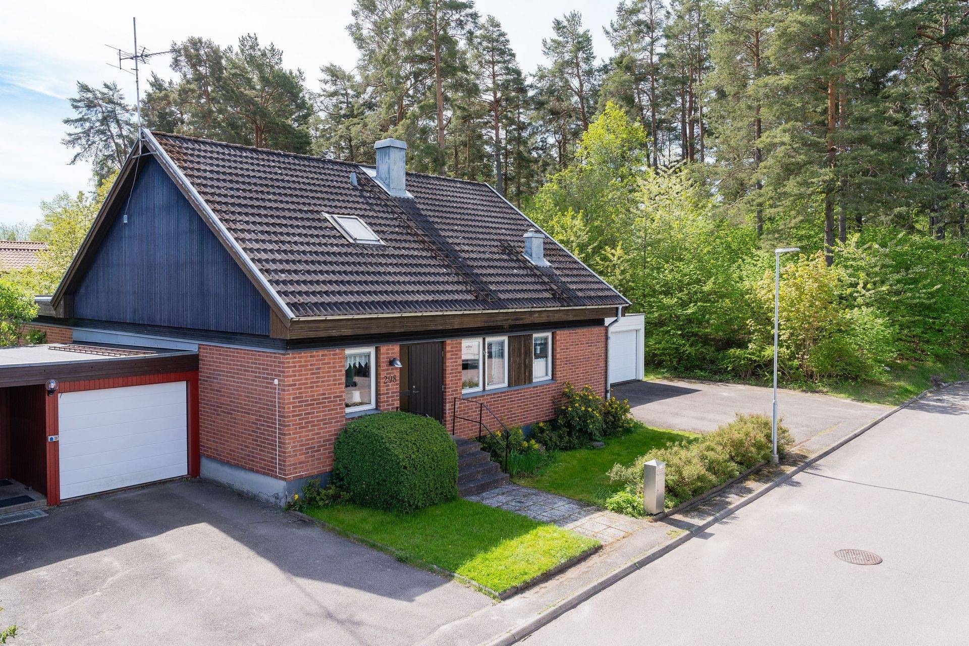 9 rum Villa på Kvinnebyvägen 298 Hjulsbro Linköpings kommun - bild 3