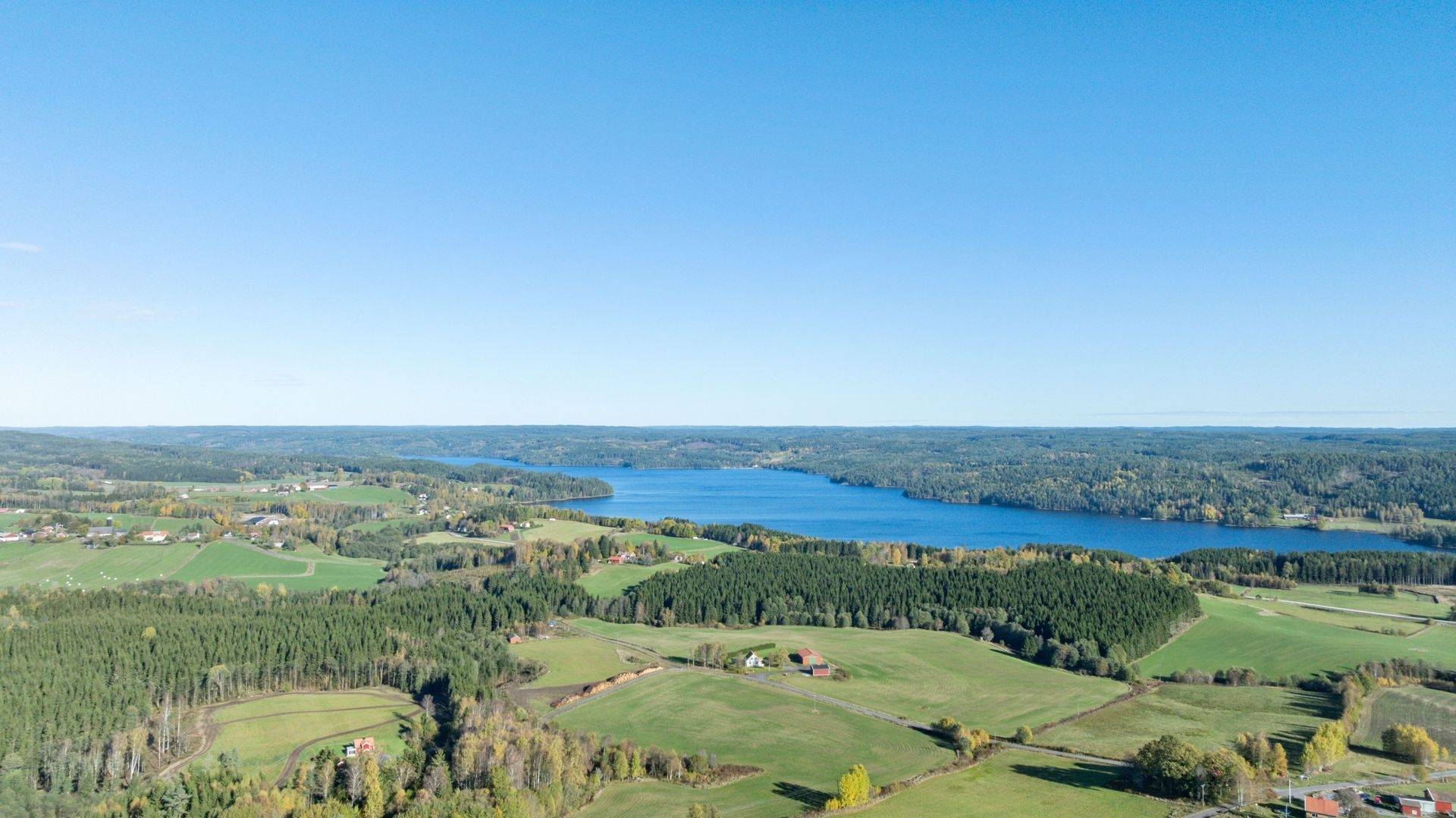 4 rum Gård utan jordbruk på Skrammestad Lundehagen Bullaren/Tanumshede Tanums kommun - bild 32