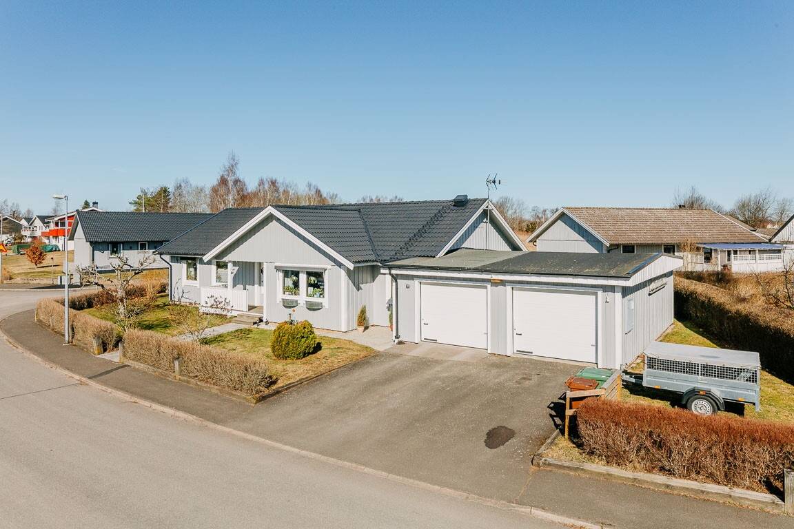 4 rum Villa på Piltagårdsgatan 37 Stenstorp Falköpings kommun - bild 24