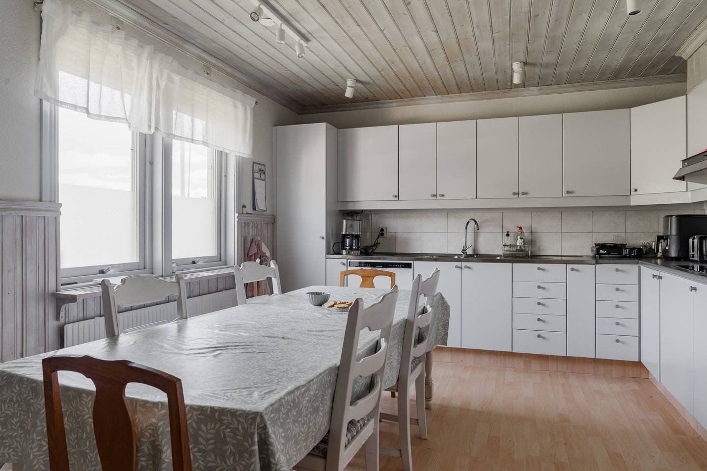 5 rum Villa på Ledsjövägen 32 Lundsbrunn Götene kommun - bild 9