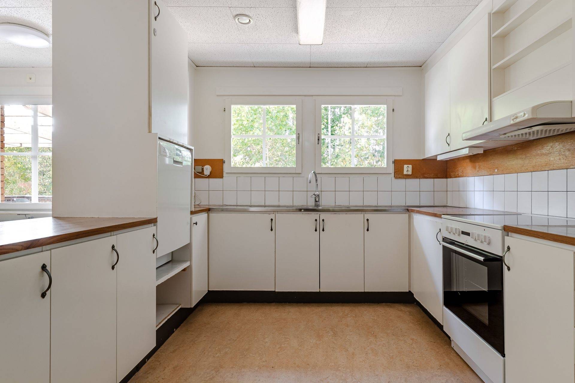 6 rum Villa på Brudslöjevägen 11 Önsta Gryta Västerås kommun - bild 2
