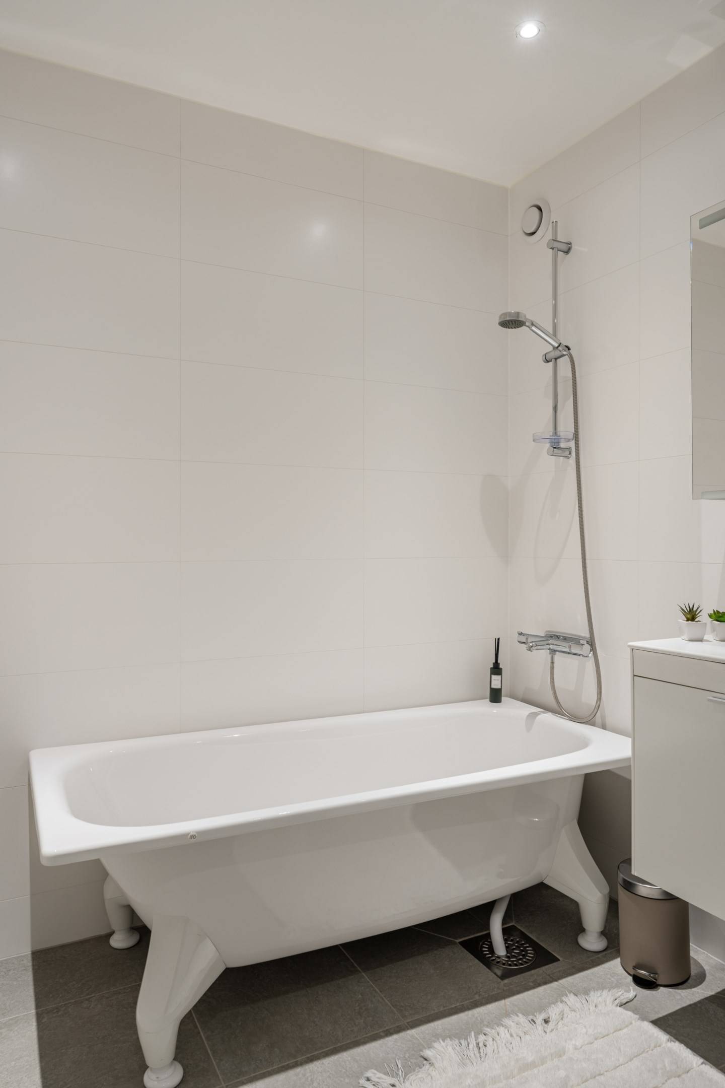 163 m² Radhus på Runvägen 29 Runö/Centrala Åkersberga Österåkers kommun - bild 44