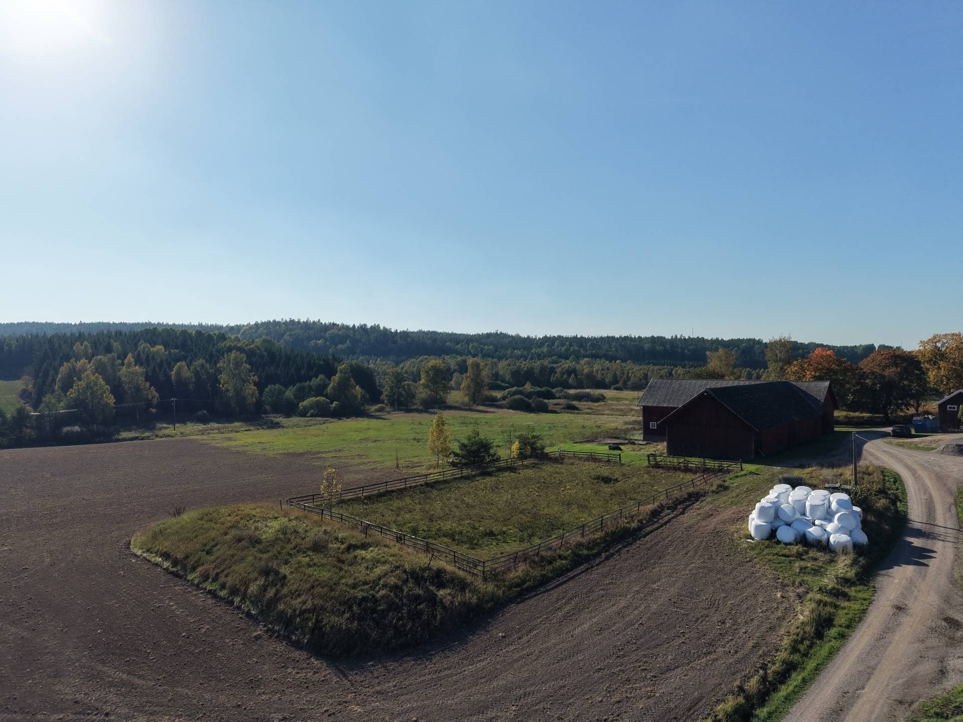 Gård med jordbruk på Vallingedal Nedergård Vallingedal Kinda kommun - bild 21