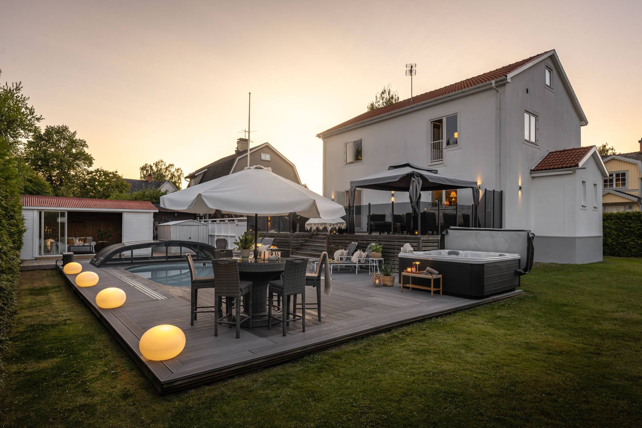 8 rum Villa på Björkallén 21 Rostastrand Örebro kommun - bild 47