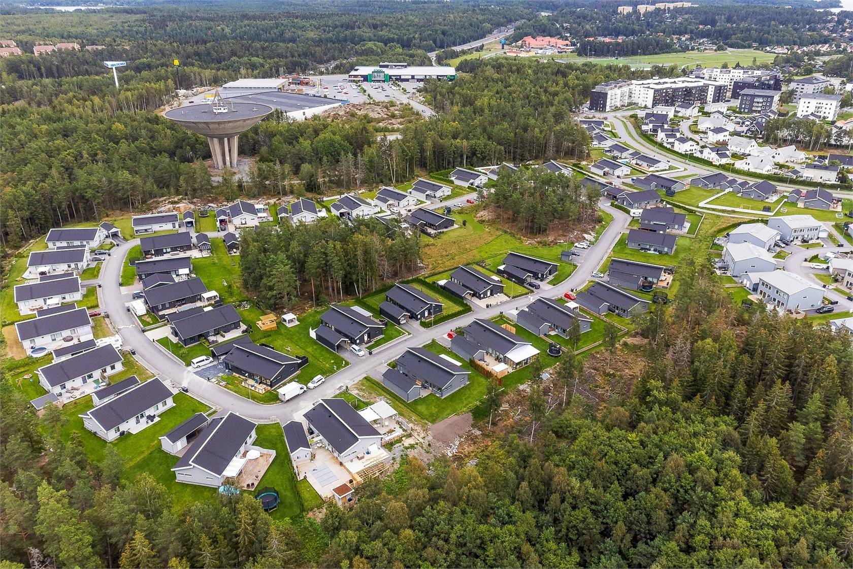 4 rum Villa på Tibble Skogsväg 13 Kungsängen - Norrboda Upplands-Bro kommun - bild 25