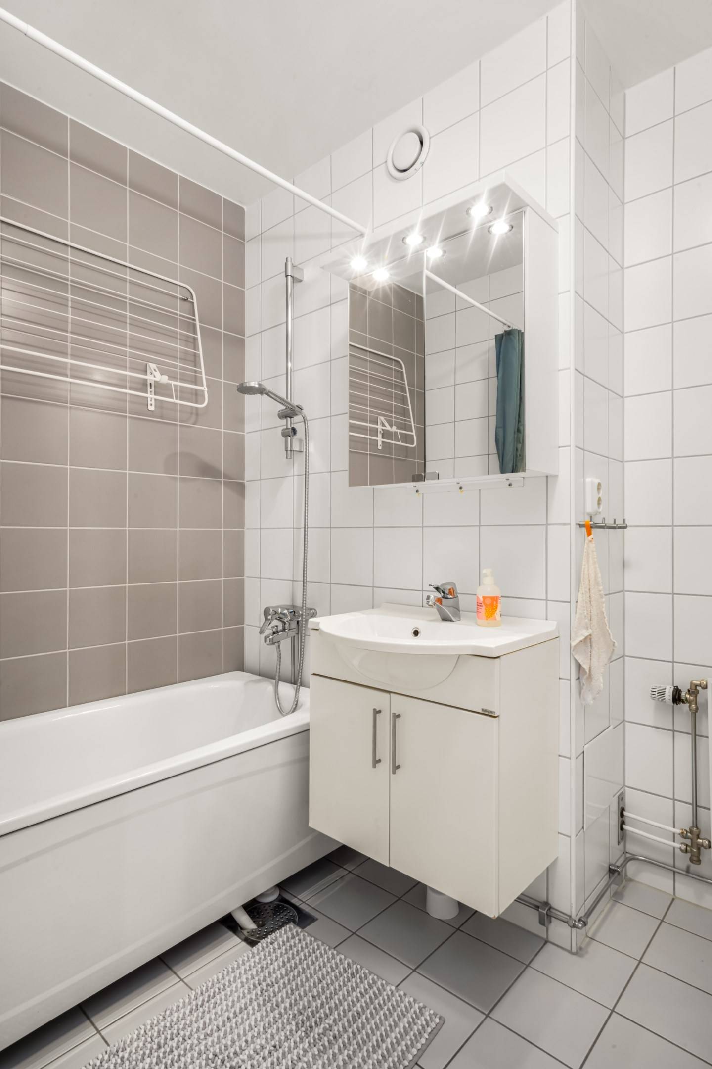 4 rum Lägenhet på BYGGMÄSTAREGATAN 32 Tegelbruket Svedala kommun - bild 13