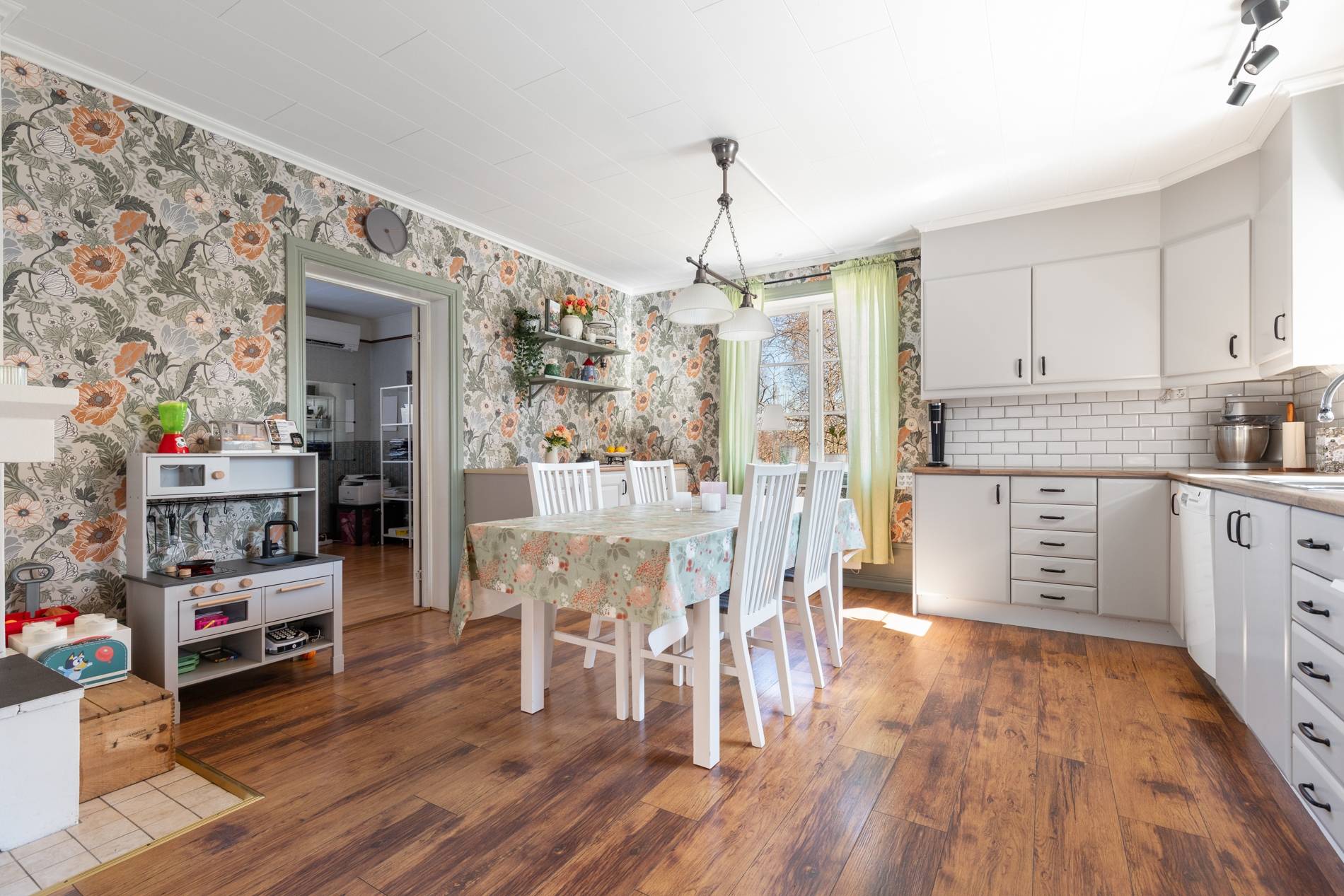 6 rum Villa på Lästavägen 43 Kramfors kommun - bild 9