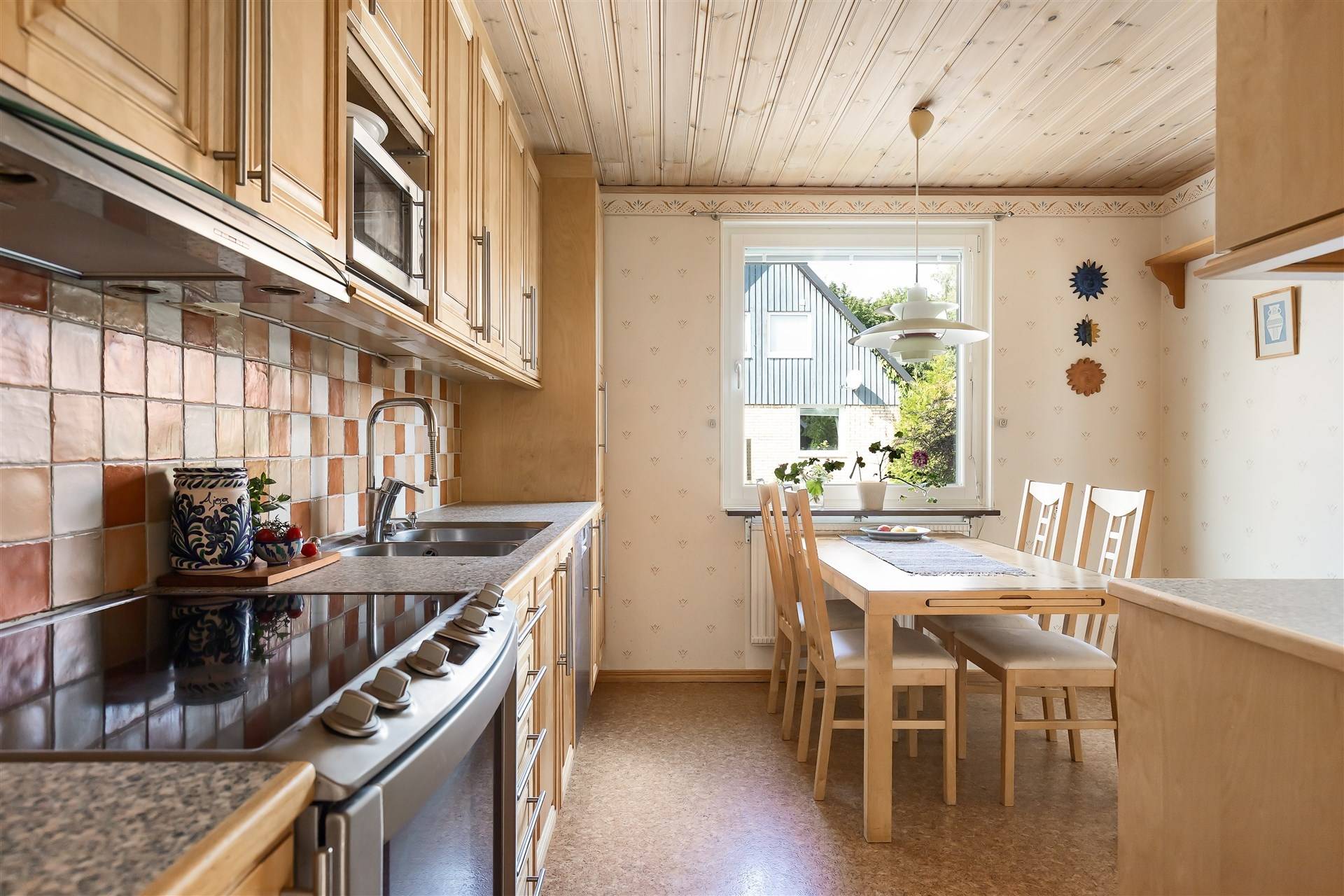 7 rum Kedjehus på Tjudervägen 12 Valsätra Uppsala kommun - bild 16