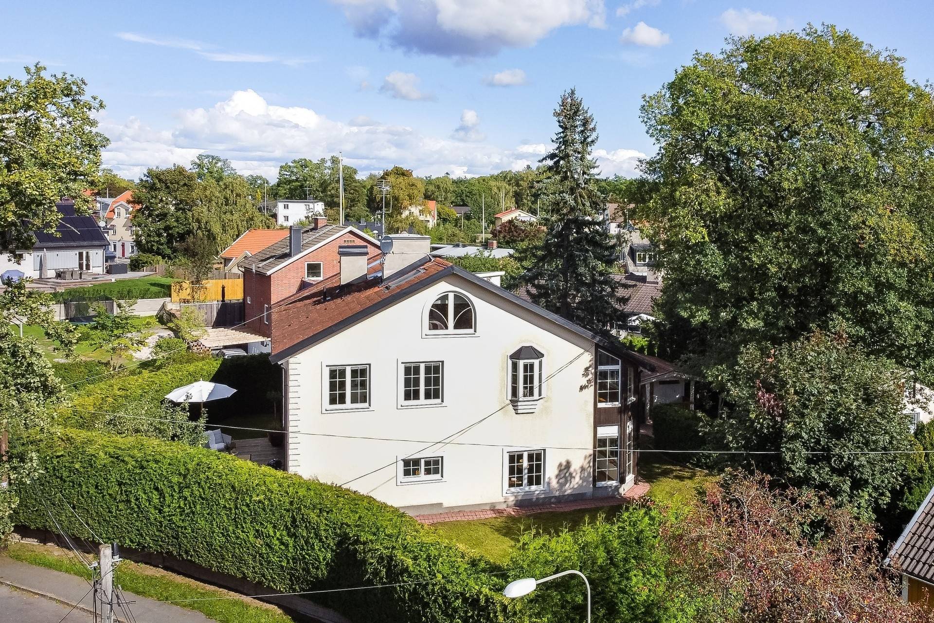 7 rum Villa på Irisvägen 3 Herrängen-Älvsjö Stockholms kommun - bild 2