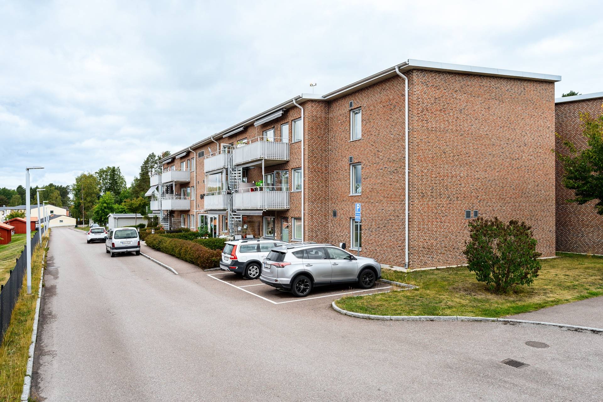 3 rum lägenhet på Björnbärsvägen 5 Hälsinggården, Falu kommun - bild 1