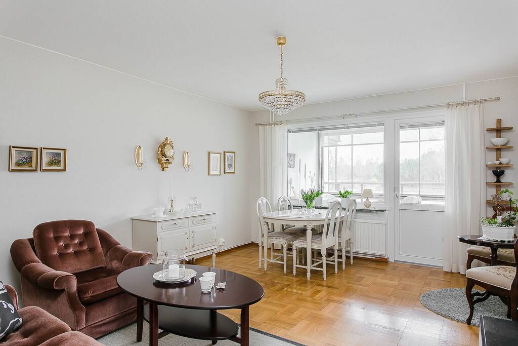 2 rum Lägenhet på Solhagsvägen 47C Gamla Staden Lidköpings kommun - bild 11