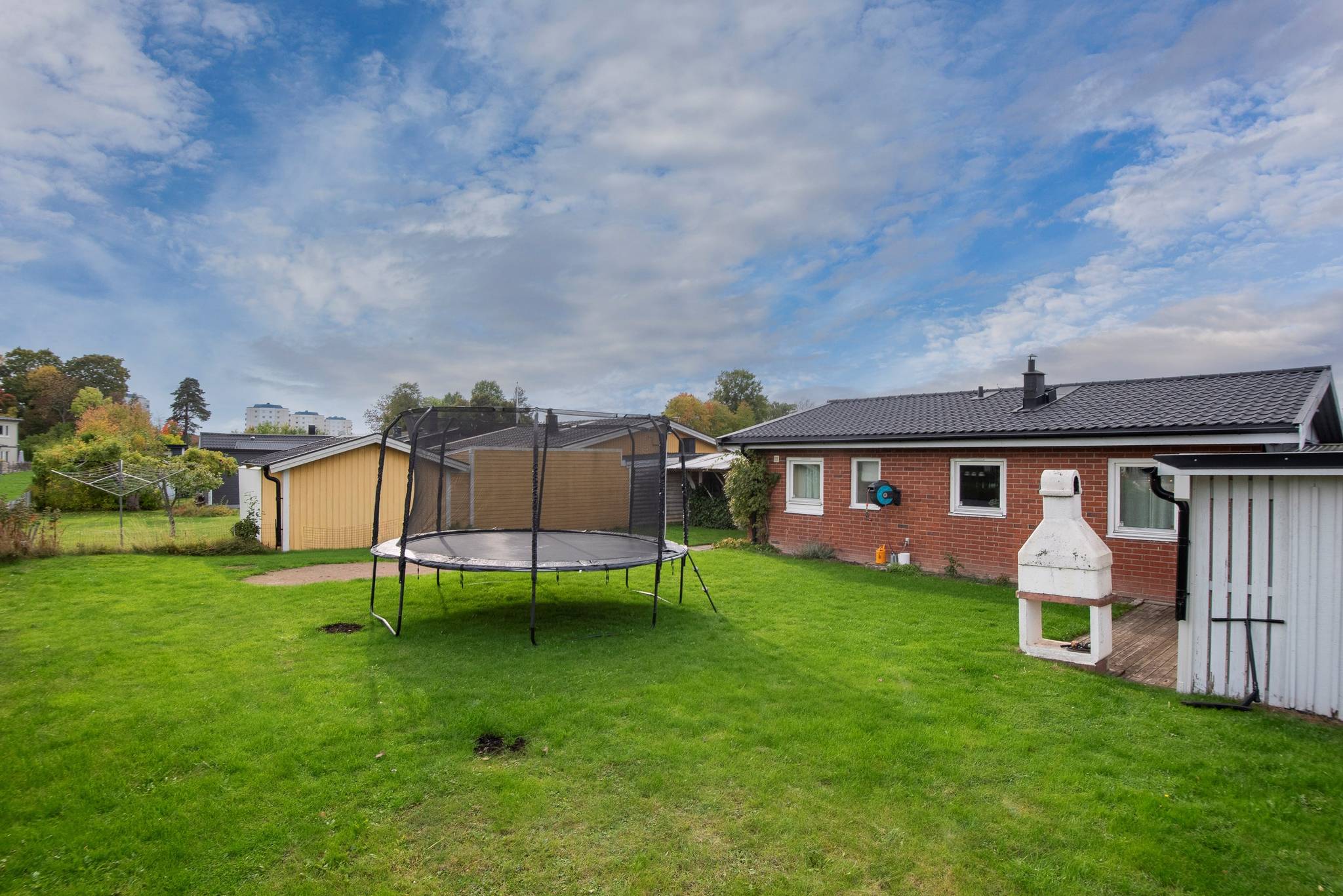4 rum Villa på Hedensbergsgatan 12 Nordanby Västerås kommun - bild 23
