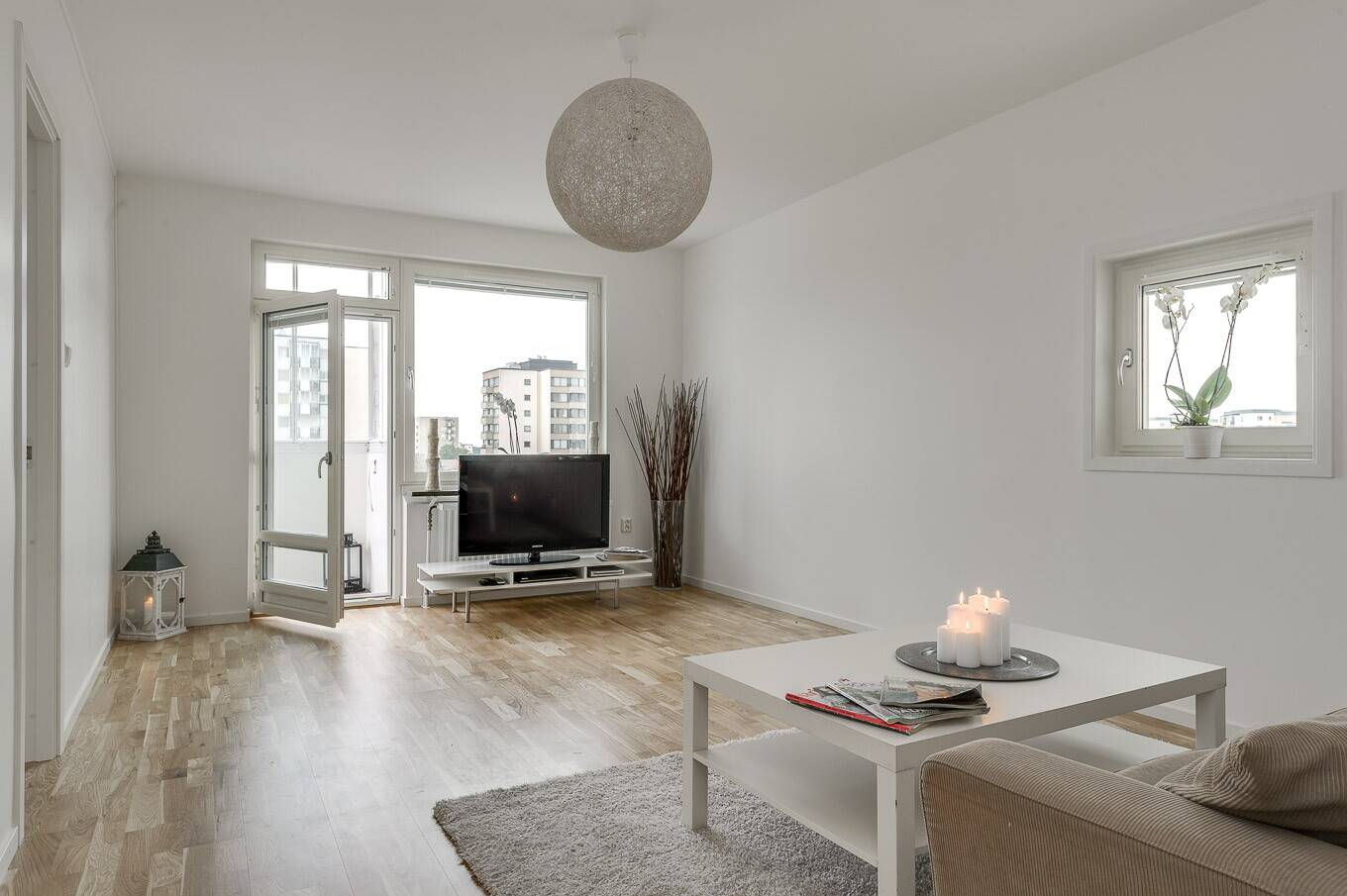 2 rum Lägenhet på Vittangigatan 1, 7 tr Vällingby Centrum Stockholms kommun - bild 2