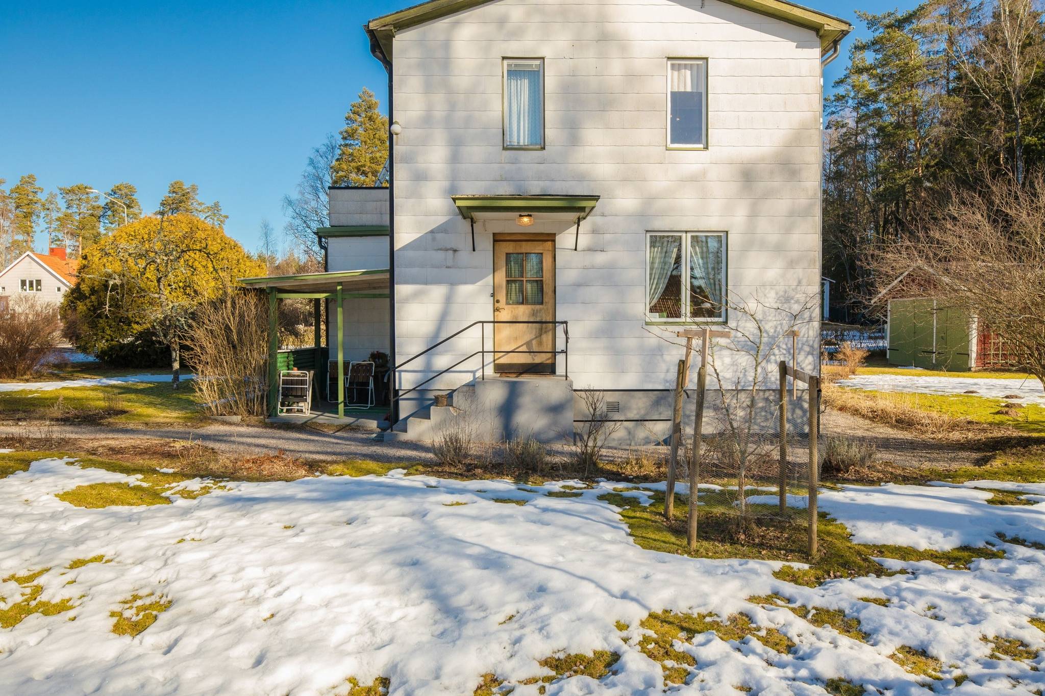 4 rum Villa på Österäng Årnäsvägen 8 Österäng Götene kommun - bild 2