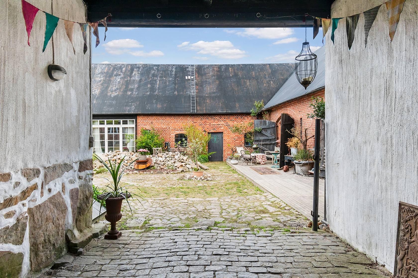 13 rum gård/skog på Viarpsvägen 70 Viarp, Simrishamns kommun - bild 5