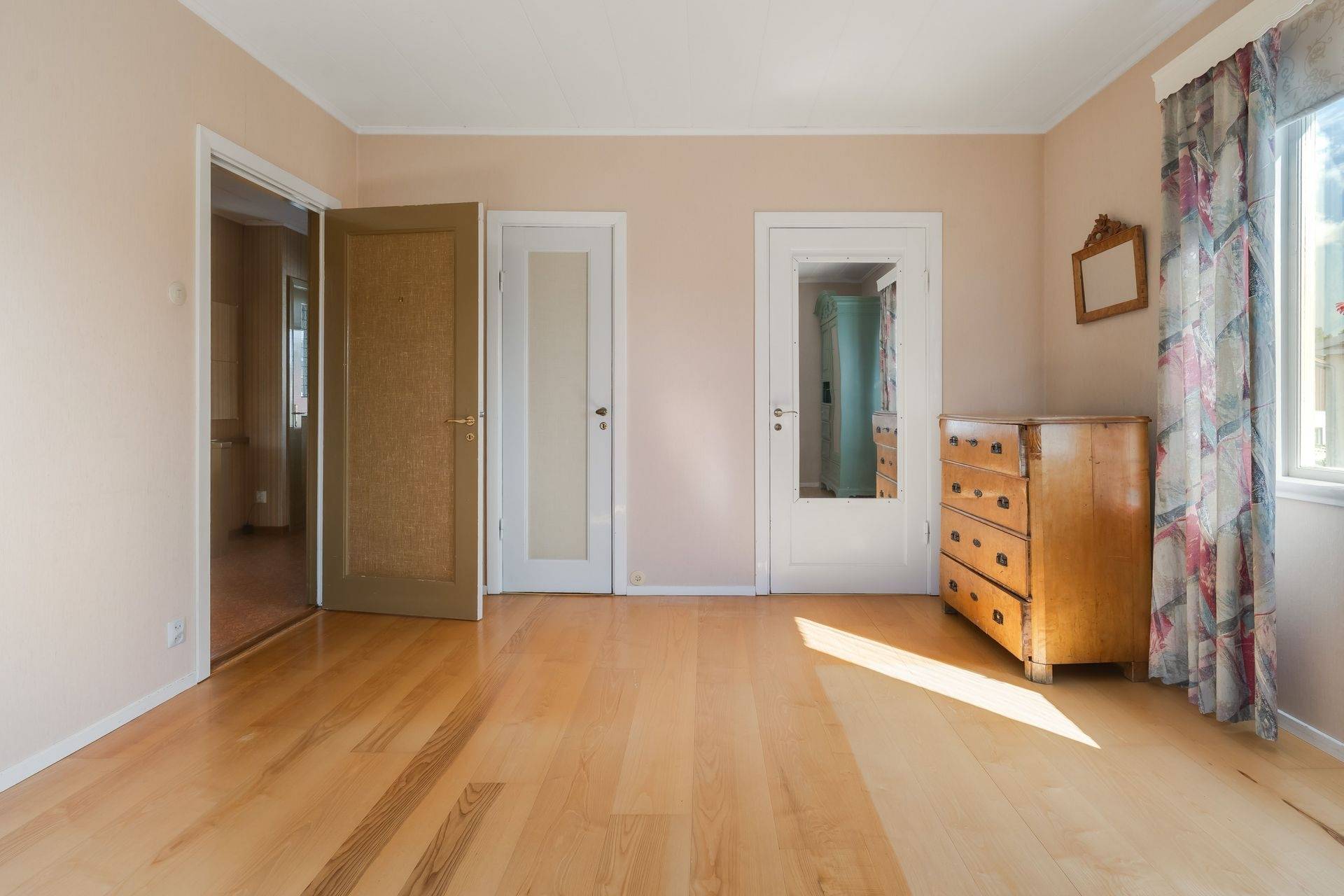 9 rum Villa på Talmansgatan 1 Bohult Karlskoga kommun - bild 18