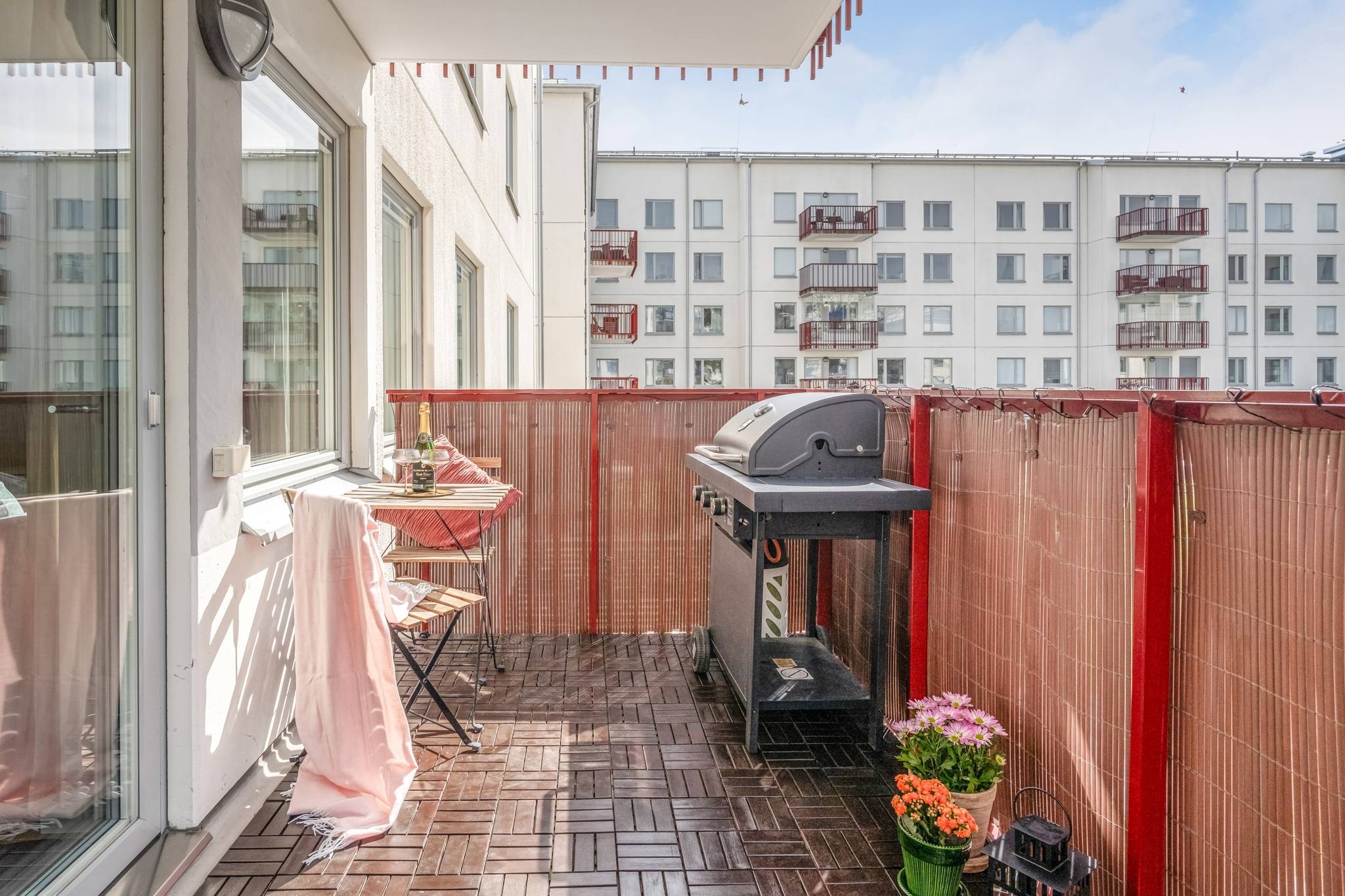 2 rum Lägenhet på Lotta svärds gränd 7 Hägersten / Fruängen Stockholms kommun - bild 2