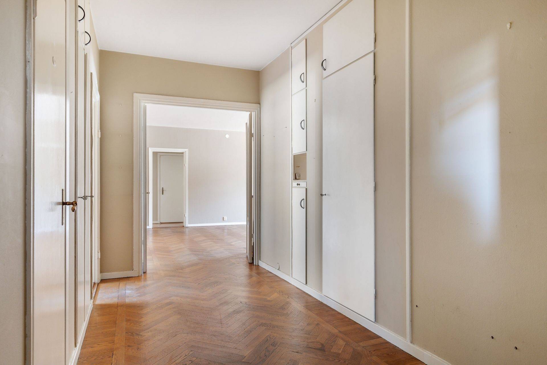 5 rum Lägenhet på Kungsgatan 44 Centralt Borås kommun - bild 3