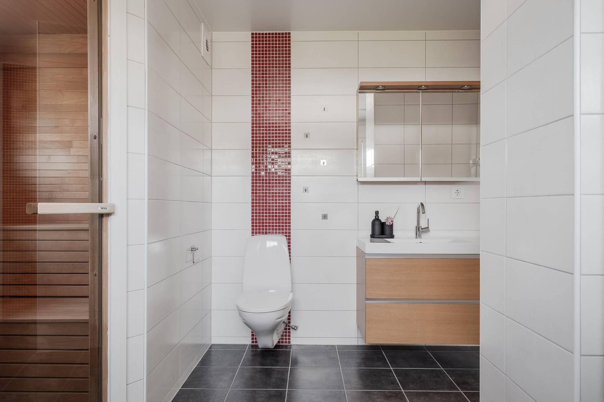 8 rum Villa på Fyrbåksvägen 6 Ekebo Oskarshamns kommun - bild 46