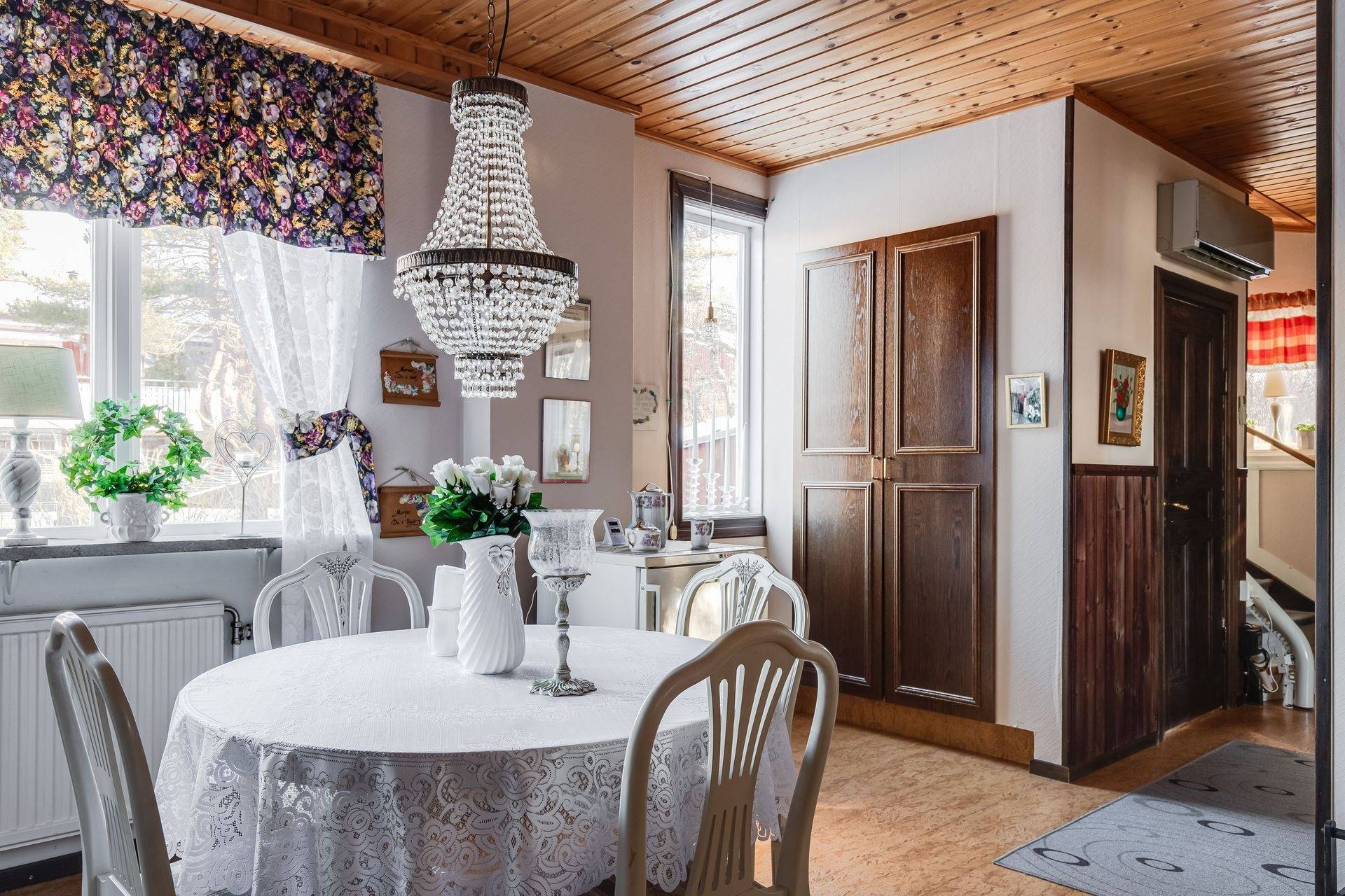 4 rum Parhus på Noravägen 24B Rosendal Karlskoga kommun - bild 13